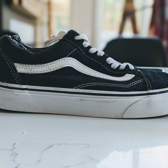 Vans sneakers sz 8 - Picture 5 of 8